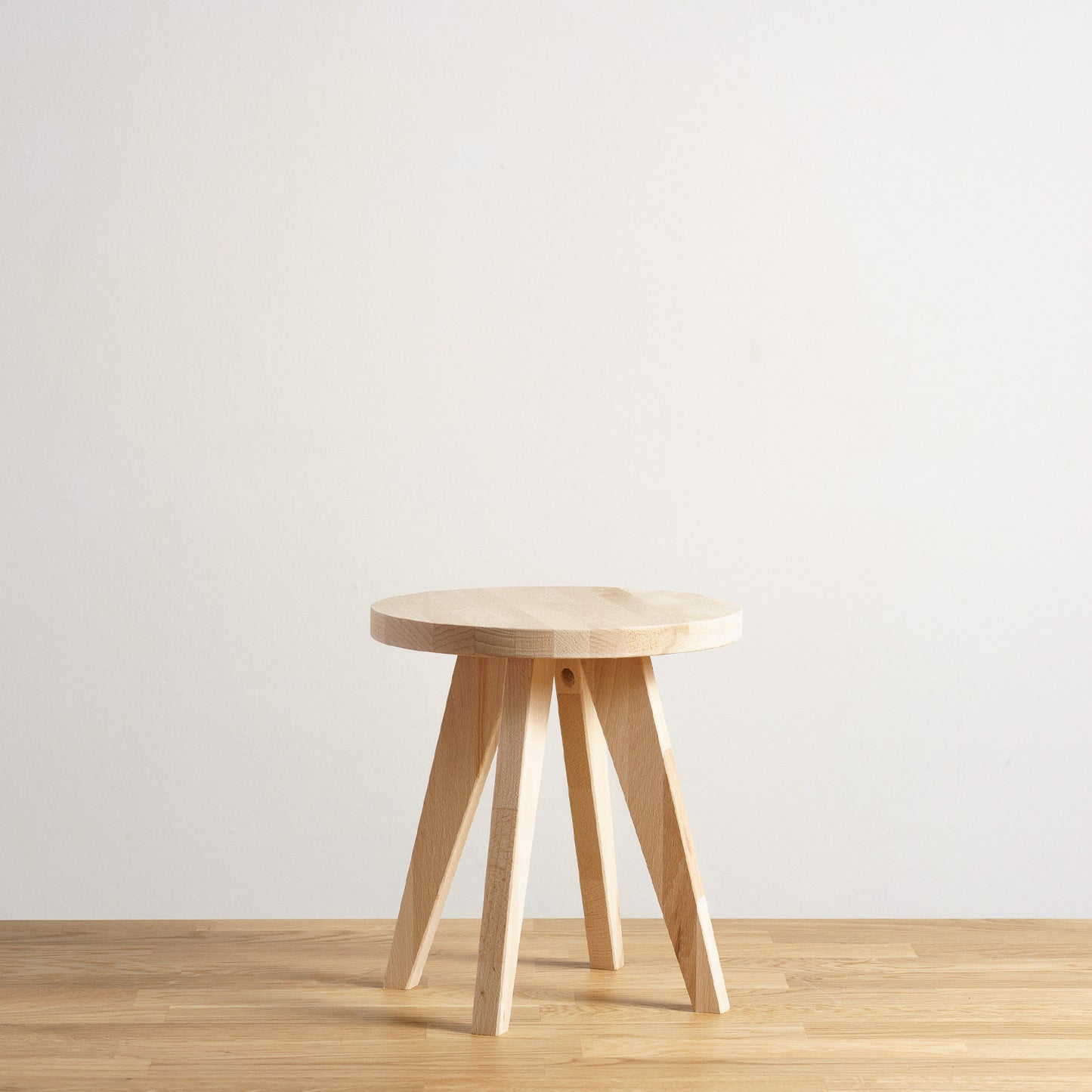 Stolička na rostliny